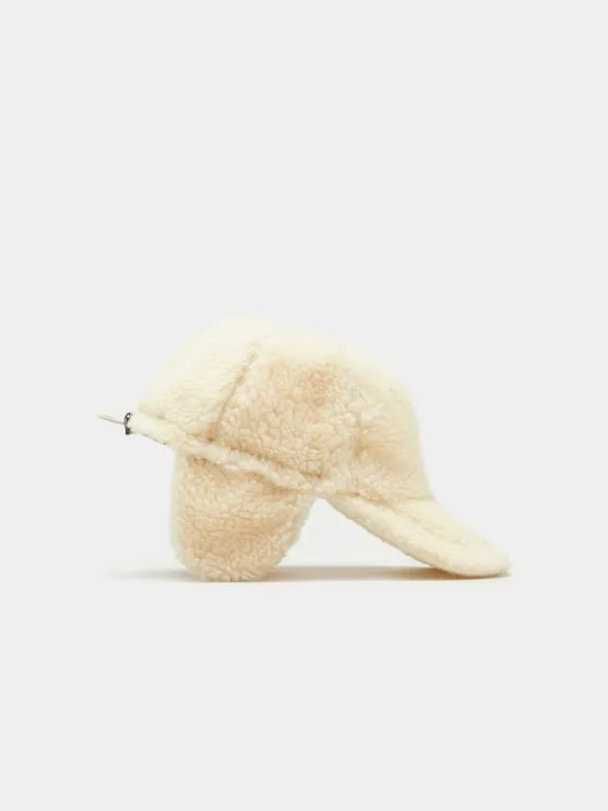 Fur cap with earflaps