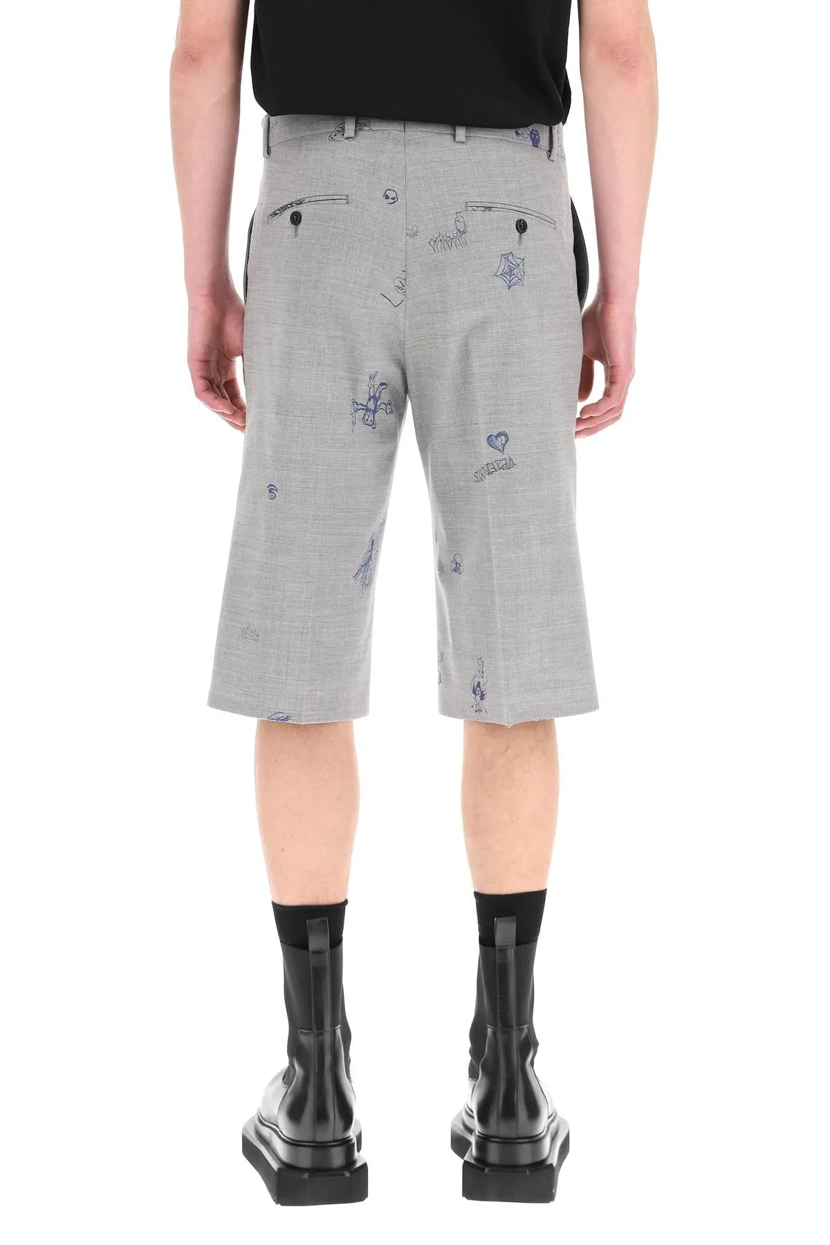 Vetements Scribbled Print Knee-Length Shorts